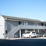 Samhil Motor Lodge